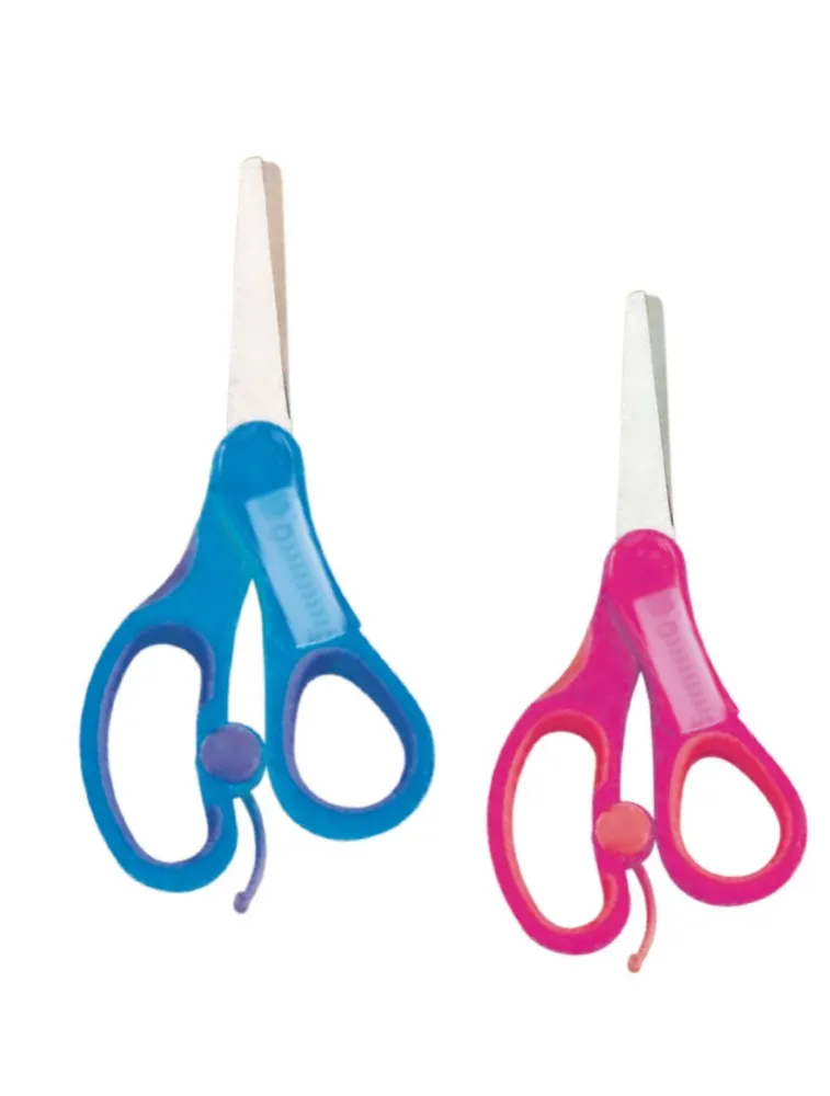 Tesoura 13,5cm sort com  etiq identif com 1un sk1813