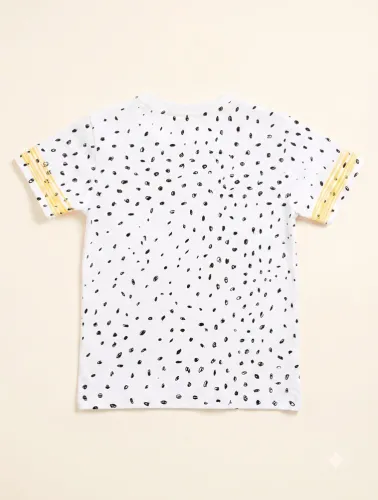 CAMISETA - MILK - BRANCA