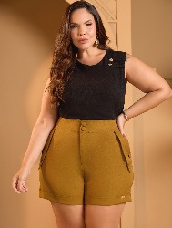 SHORT COM LAPELA E BOTÕES NOS BOLSOS E CÓS