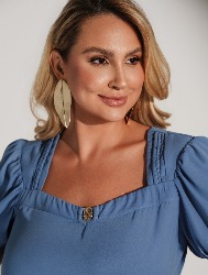BLUSA COM MANGA E DETALHES DE TRANÇAS