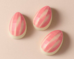 FORMA ESPECIAL TRADICIONAL - BOMBOM OVO MOSAICO BWB